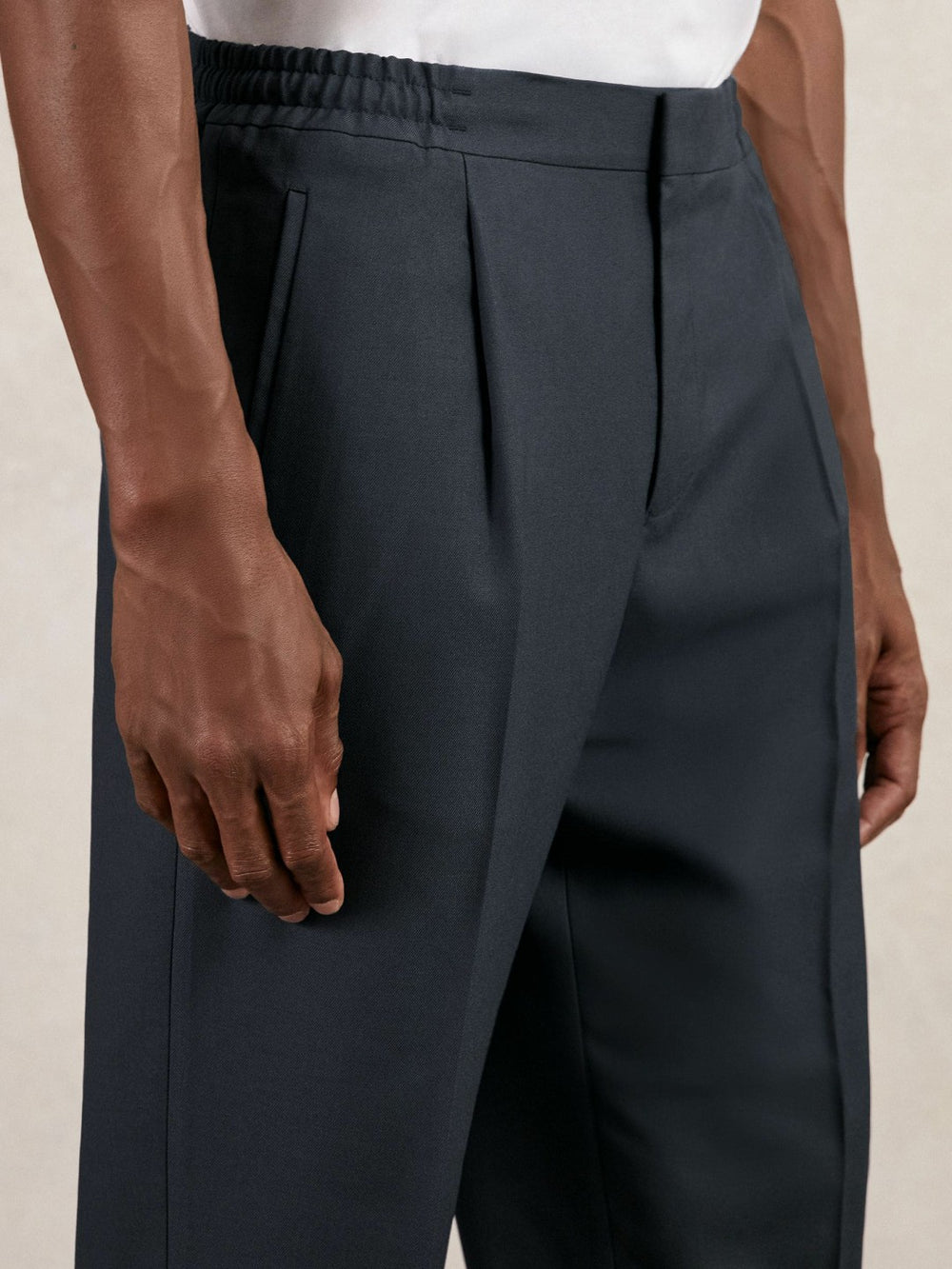 Relaxed-Fit Pleated Tapered Trousers Steel Blue | Mens