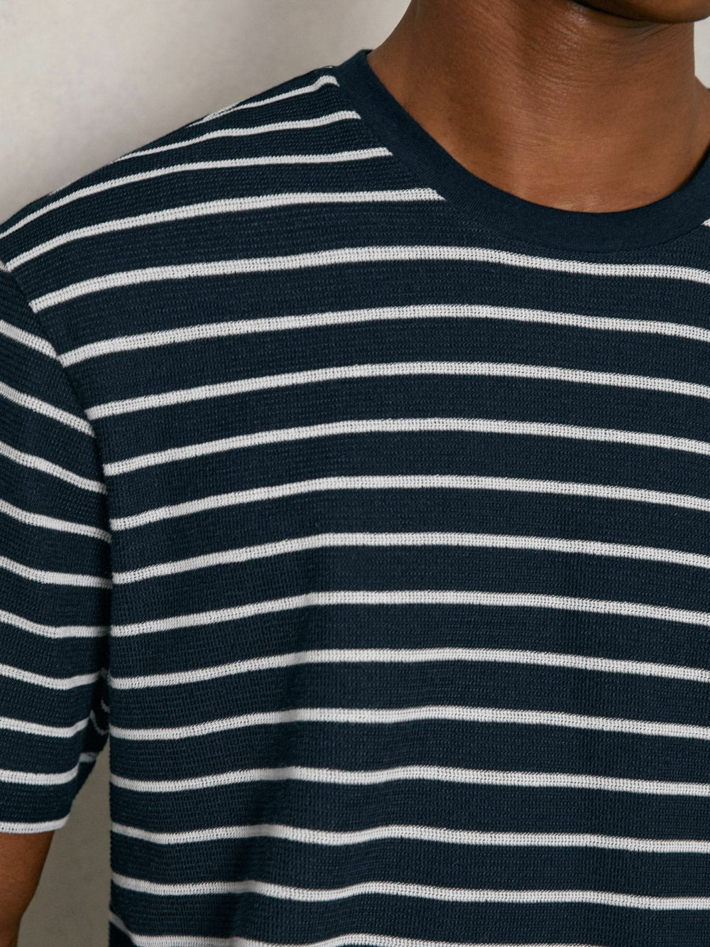 Cotton Textured Stripe T-Shirt White/Navy | Mens