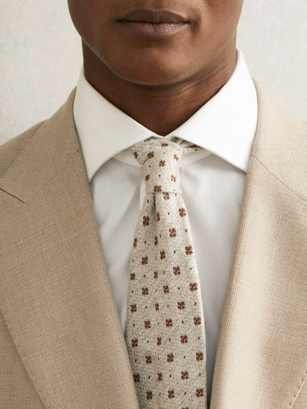 Wool-Silk Floral-Medallion Tie Oatmeal Melange | Mens