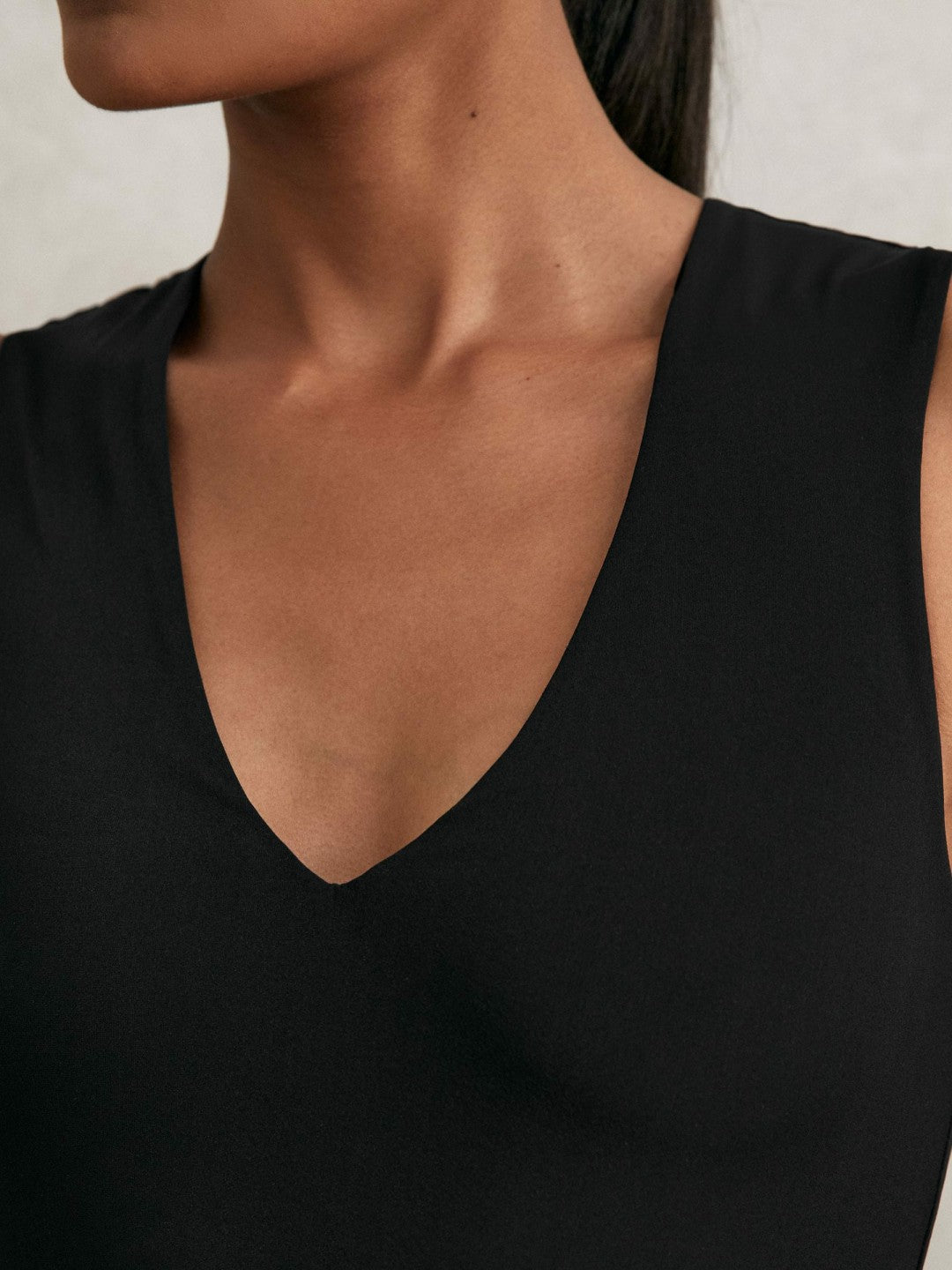 V-Neck Sleeveless Bodysuit Black | Womens