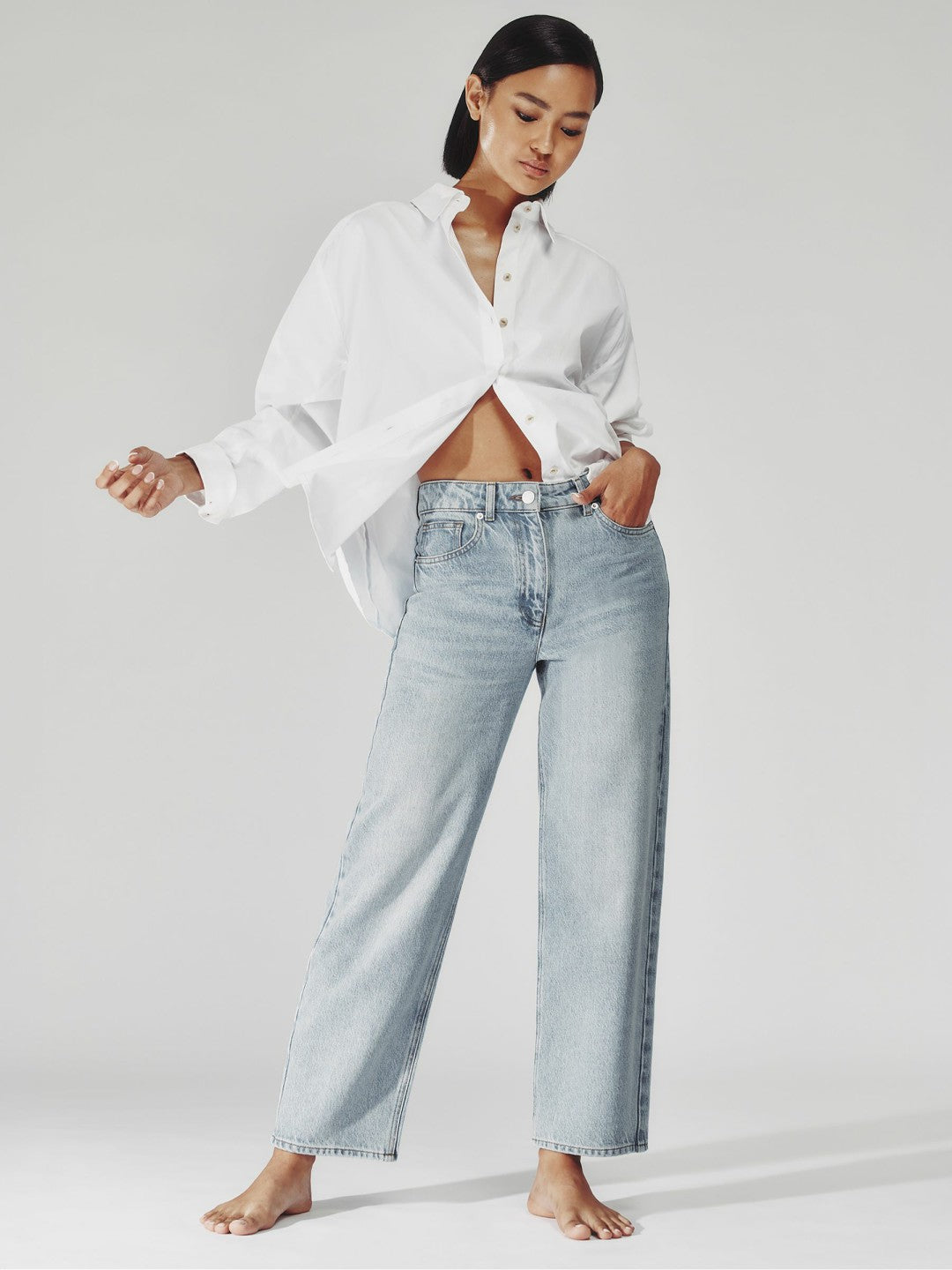 Petite Mid-Rise Straight-Leg Jeans Pale Blue | Womens