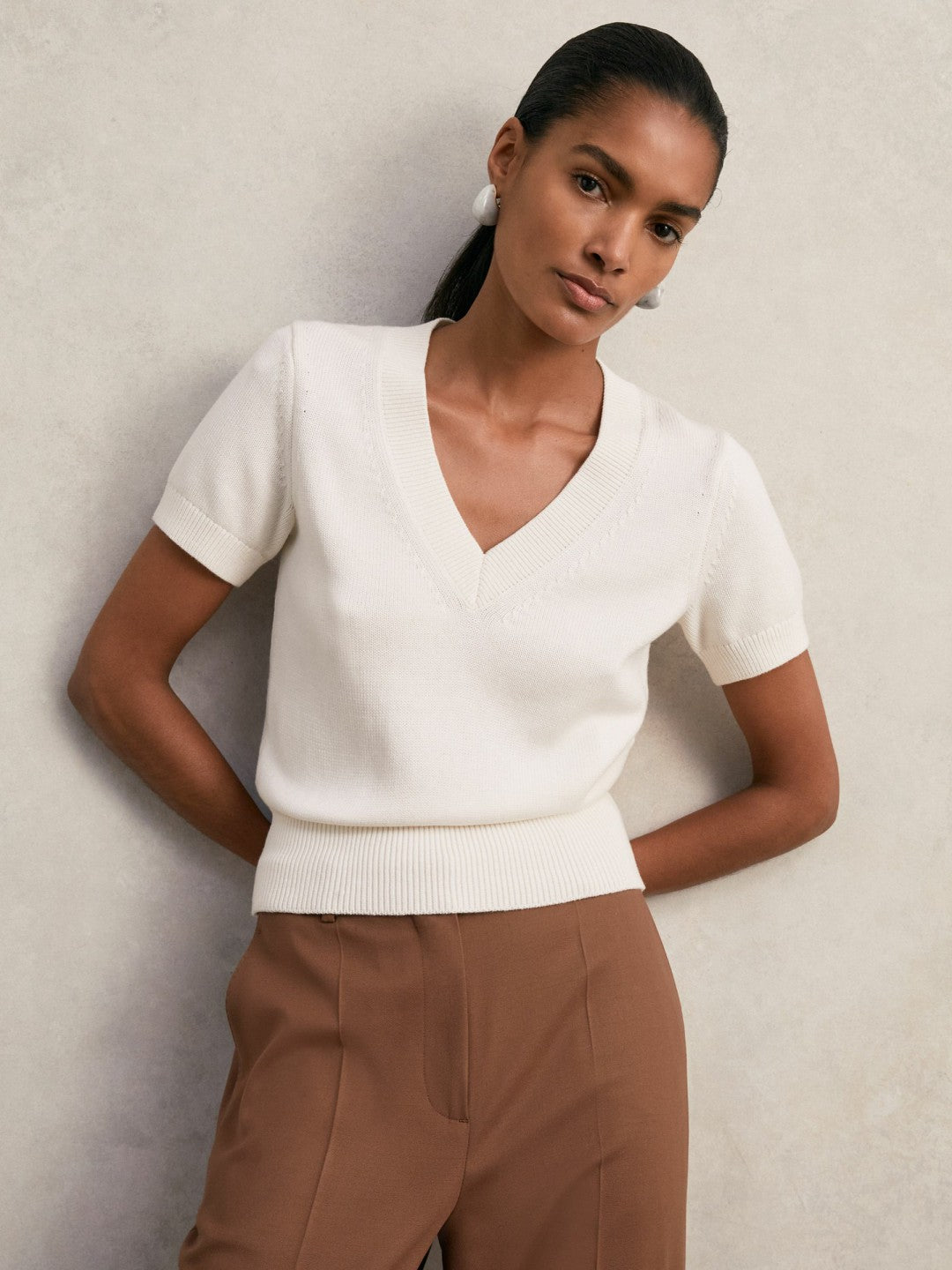 Cotton-Wool Knit V-Neck Top Ivory | Womens