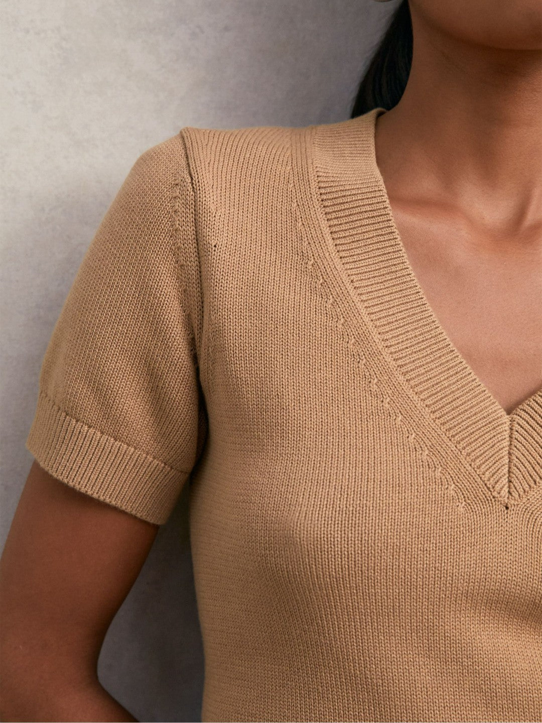 Cotton-Wool Knit V-Neck Top Camel | Womens