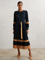 Colour-Block Pleated Midi Dress Navy/Camel | Womens